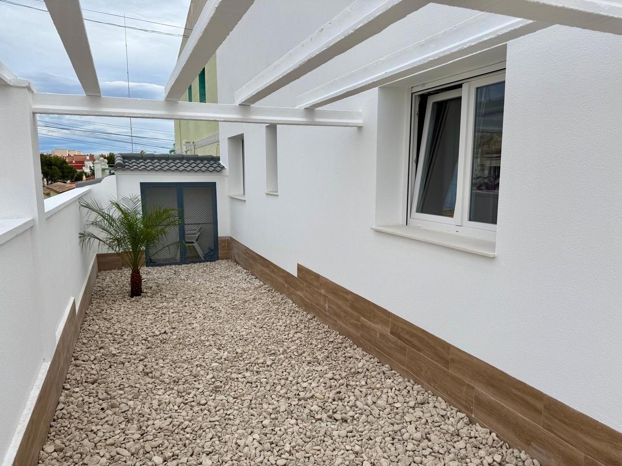 Sold - 3 Bedroom 1 Bathroom Bungalow in Ciudad Quesada - Costa Blanca  - Alicante