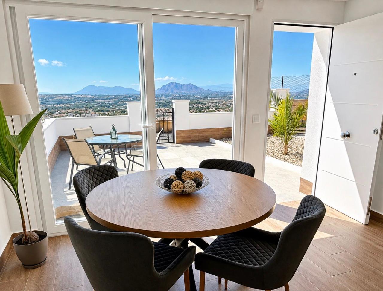 Sold - 3 Bedroom 1 Bathroom Bungalow in Ciudad Quesada - Costa Blanca  - Alicante