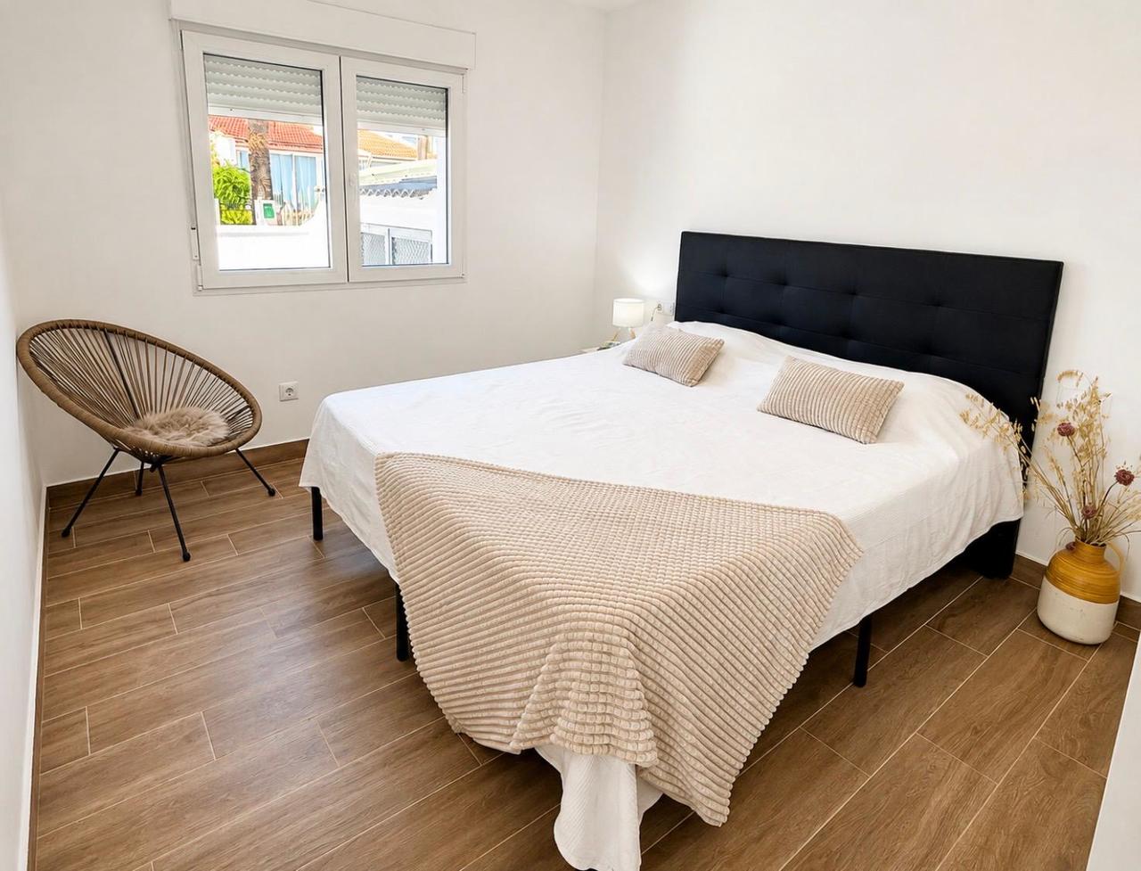 Sold - 3 Bedroom 1 Bathroom Bungalow in Ciudad Quesada - Costa Blanca  - Alicante