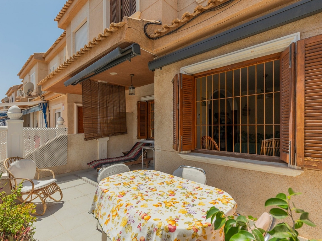 3 Bedroom 2 Bathroom Town House in La Mata