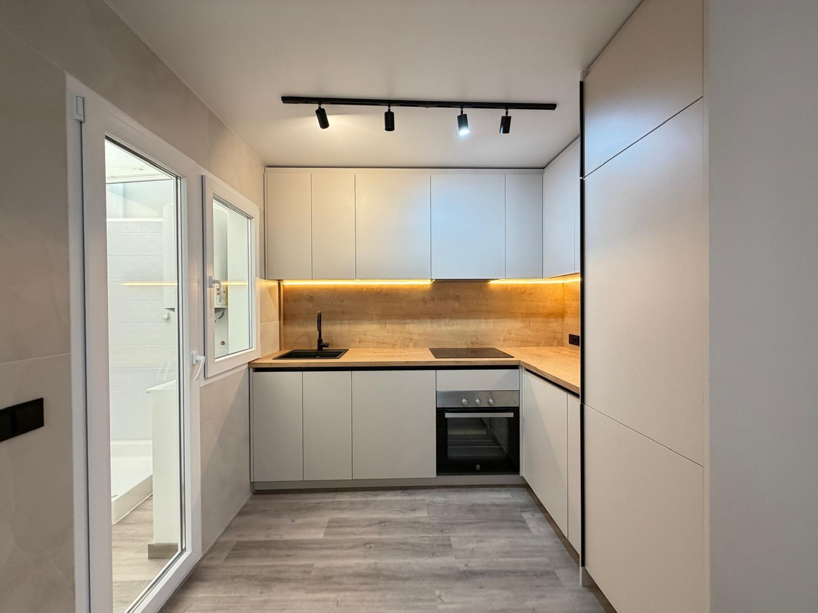 For sale - 2 Bedroom 1 Bathroom Town House in Torrevieja - Miramar - Torre Del Moro  - Alicante
