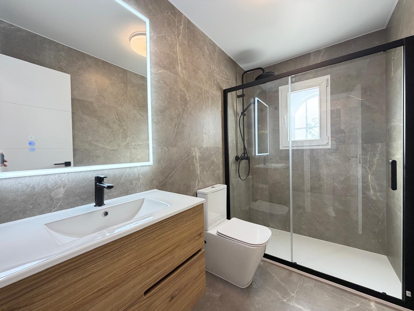 For sale - 2 Bedroom 1 Bathroom Town House in Torrevieja - Miramar - Torre Del Moro  - Alicante