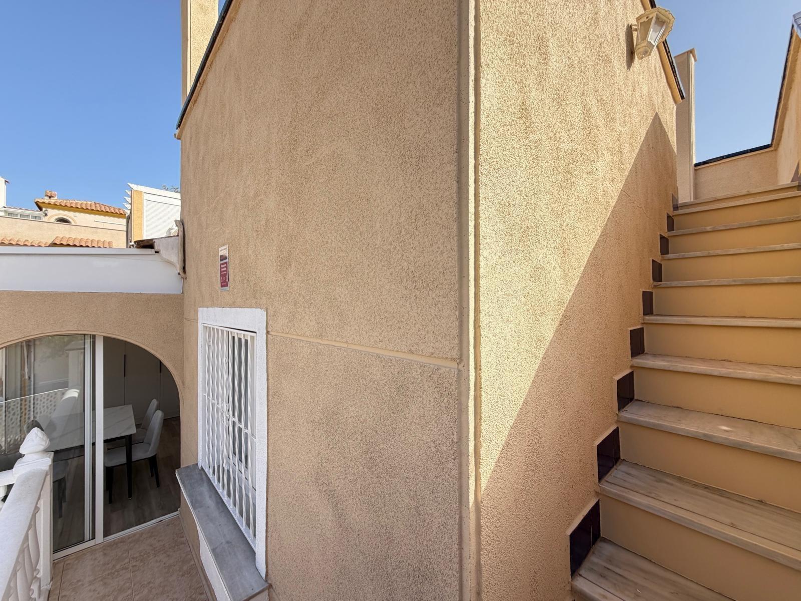 For sale - 2 Bedroom 1 Bathroom Town House in Torrevieja - Miramar - Torre Del Moro  - Alicante