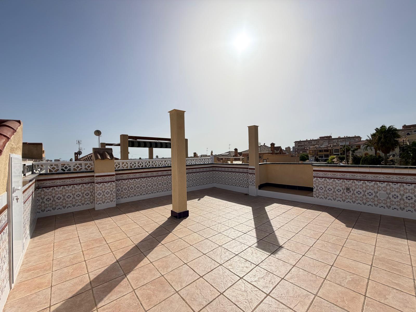 For sale - 2 Bedroom 1 Bathroom Town House in Torrevieja - Miramar - Torre Del Moro  - Alicante