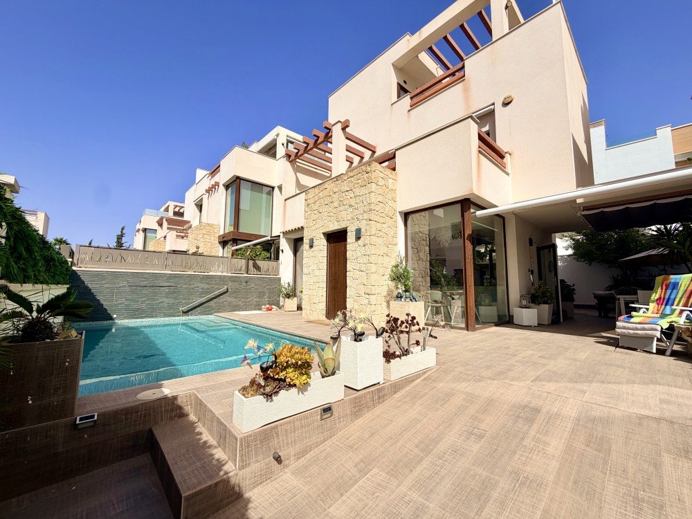 For sale - 3 Bedroom 3 Bathroom Town House in Ciudad Quesada - Costa Blanca  - Alicante
