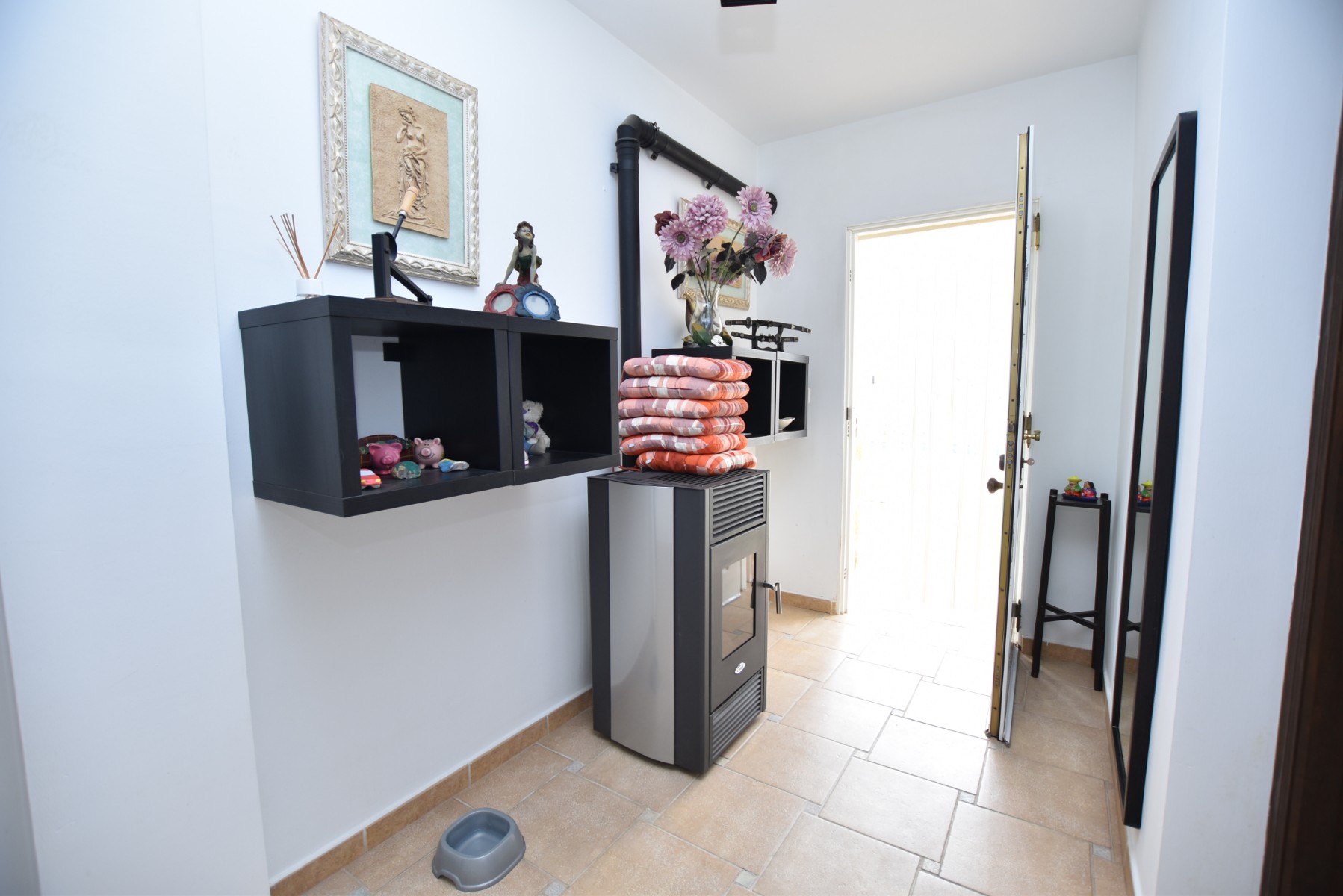 For sale - 3 Bedroom 2 Bathroom Villa in Algorfa - Inland  - Alicante