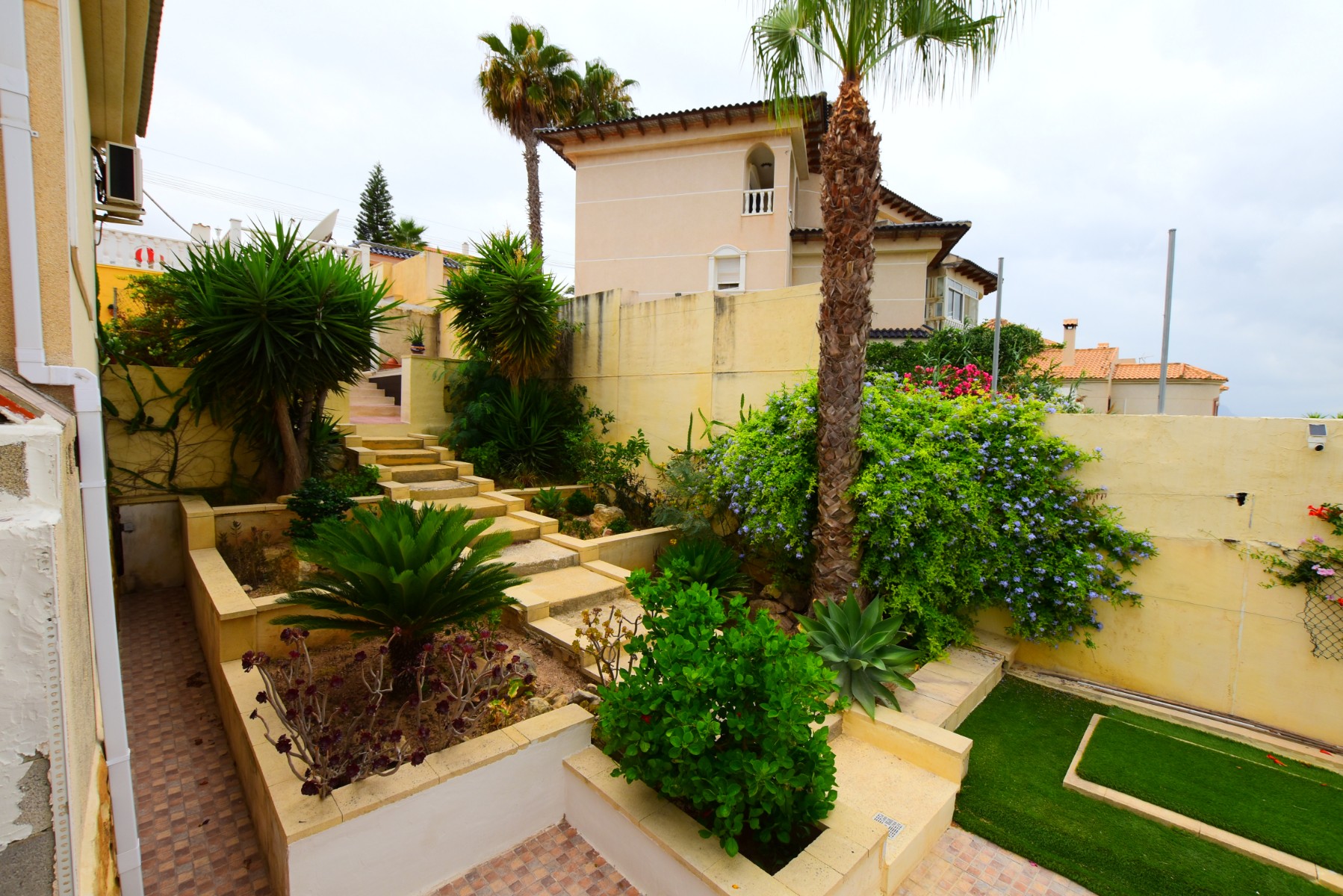 For sale - 3 Bedroom 2 Bathroom Villa in Algorfa - Inland  - Alicante