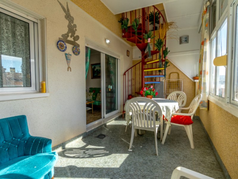 For sale - 3 Bedroom 2 Bathroom Penthouse Penthouse in Torrevieja - Costa Blanca  - Alicante