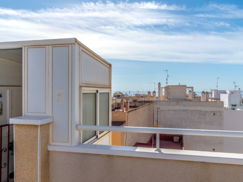 For sale - 3 Bedroom 2 Bathroom Penthouse Penthouse in Torrevieja - Costa Blanca  - Alicante