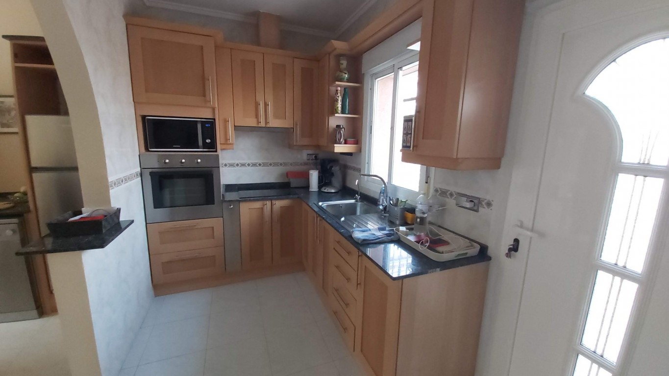 For sale - 2 Bedroom 1 Bathroom Villa in Benimar - Costa Blanca  - Alicante