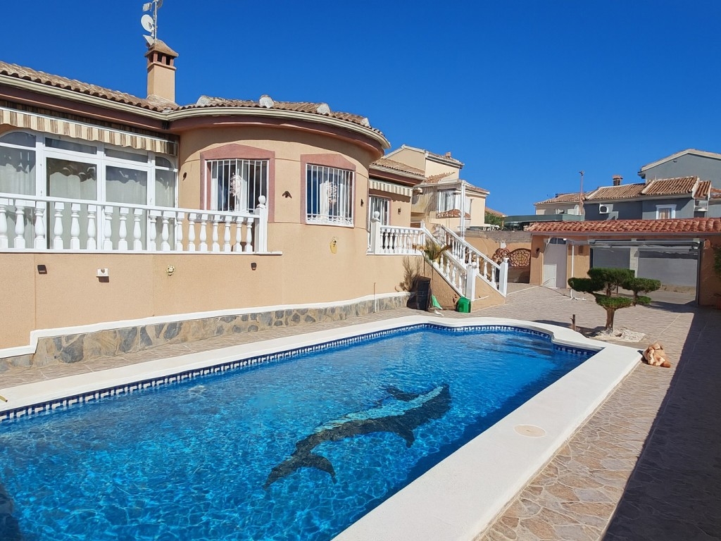 2 Bedroom 1 Bathroom Villa in Benimar