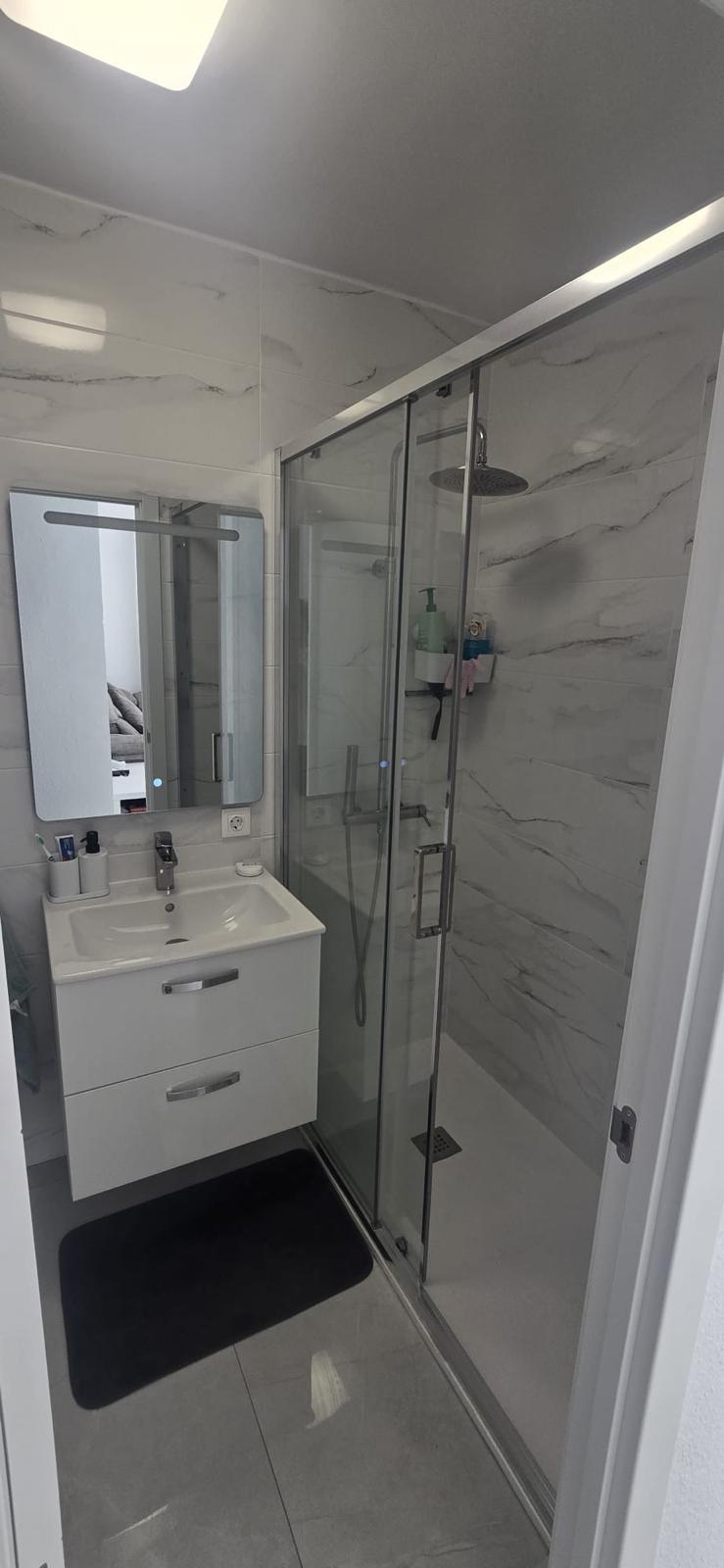 For sale - 3 Bedroom 2 Bathroom Apartment in Torrevieja - Acequion  - Alicante