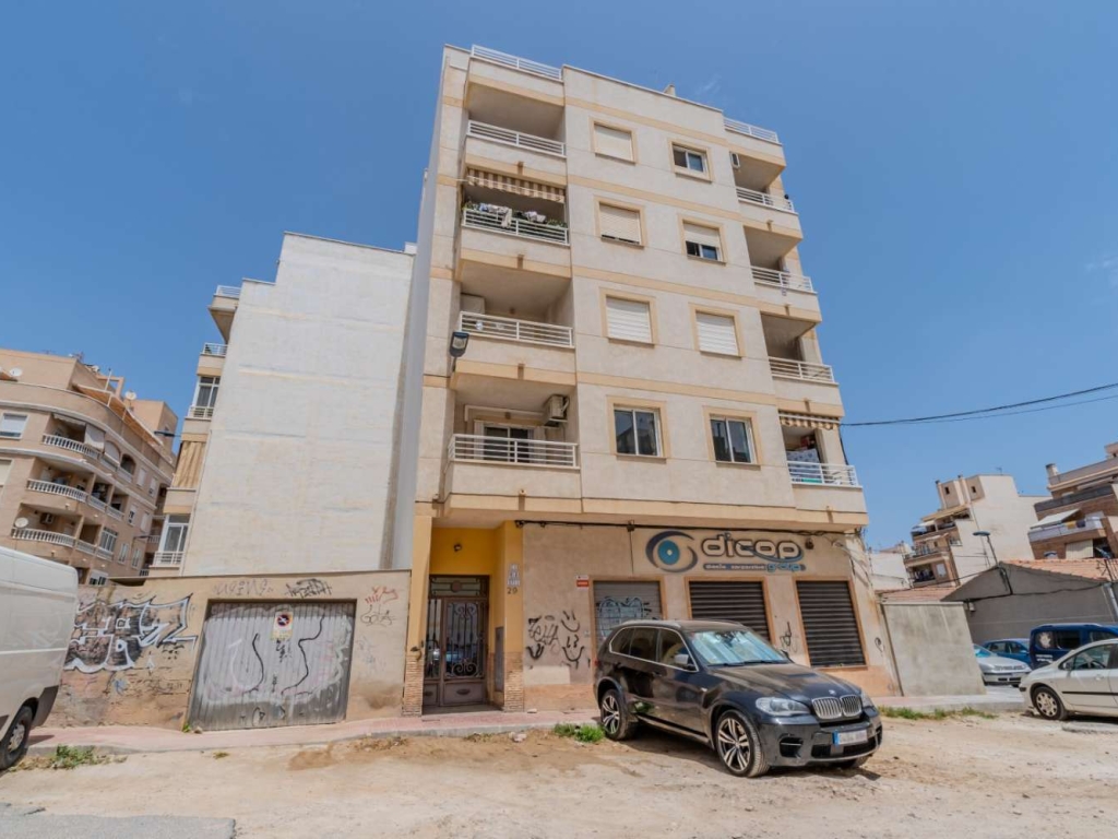 2 Bedroom 1 Bathroom Apartment in Torrevieja