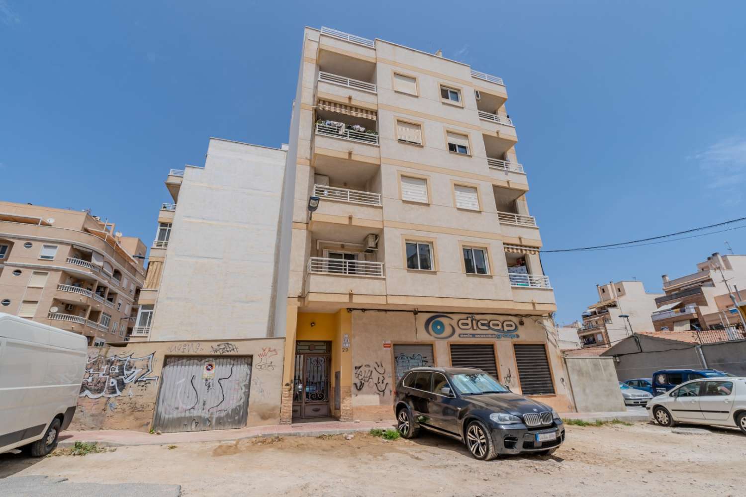 For sale - 2 Bedroom 1 Bathroom Apartment in Torrevieja - Costa Blanca  - Alicante