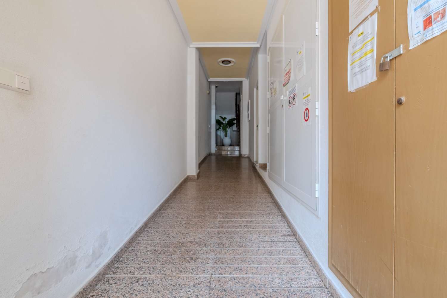 For sale - 2 Bedroom 1 Bathroom Apartment in Torrevieja - Costa Blanca  - Alicante