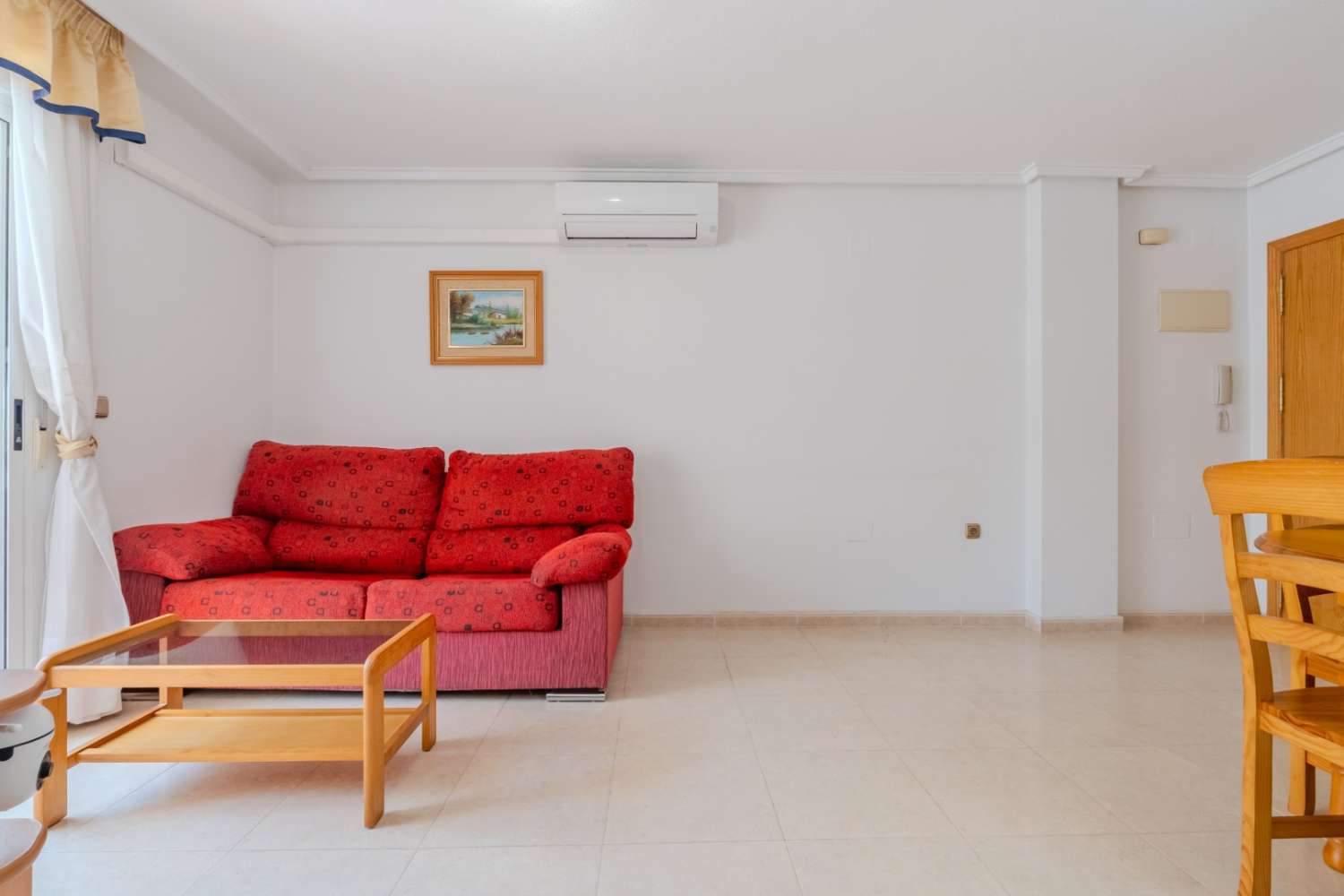For sale - 2 Bedroom 1 Bathroom Apartment in Torrevieja - Costa Blanca  - Alicante