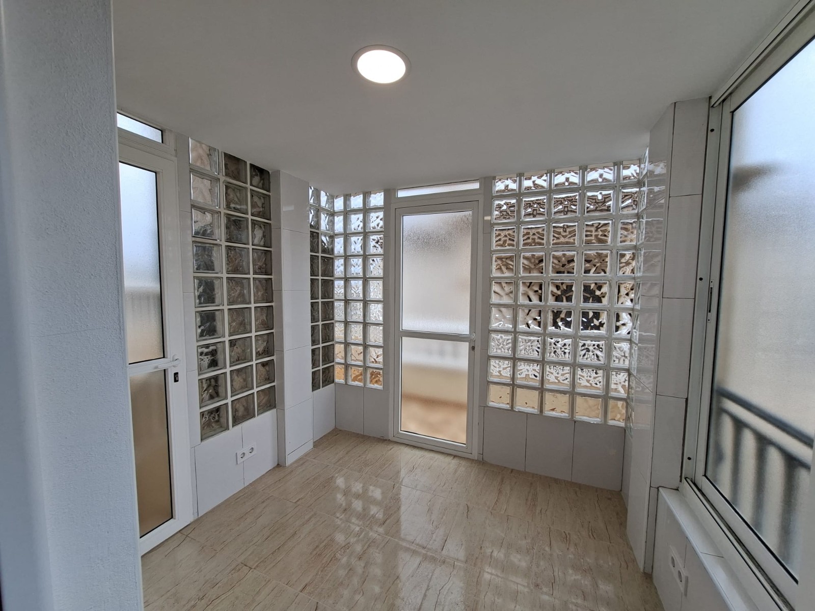 For sale - 2 Bedroom 1 Bathroom Bungalow in Orihuela Costa - Costa Blanca  - Alicante