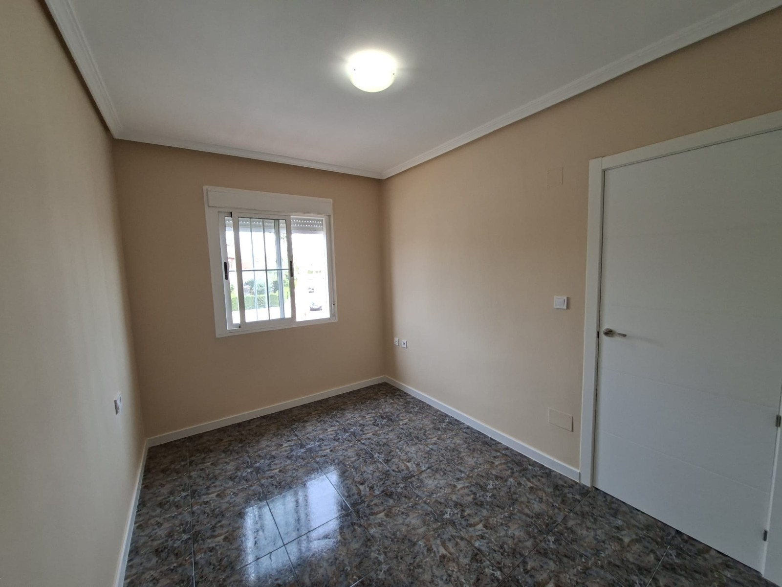 For sale - 2 Bedroom 1 Bathroom Bungalow in Orihuela Costa - Costa Blanca  - Alicante