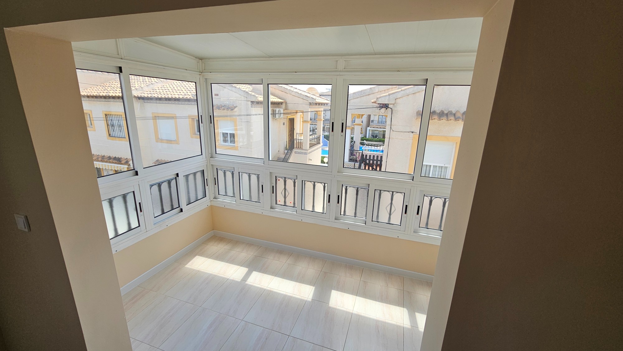 For sale - 2 Bedroom 1 Bathroom Bungalow in Orihuela Costa - Costa Blanca  - Alicante
