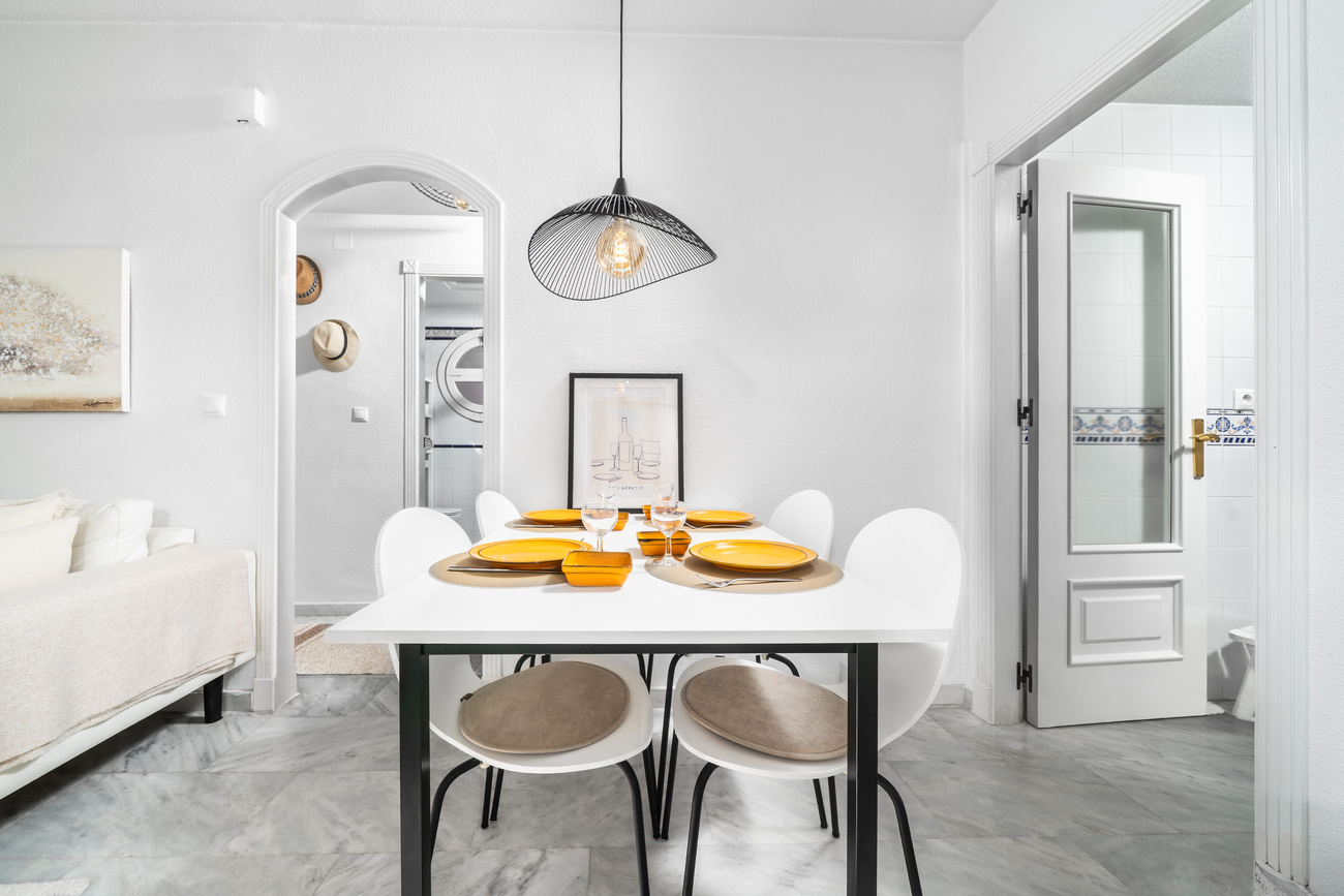 For sale - 2 Bedroom 1 Bathroom Apartment in Torrevieja - aguas nuevas  - Alicante