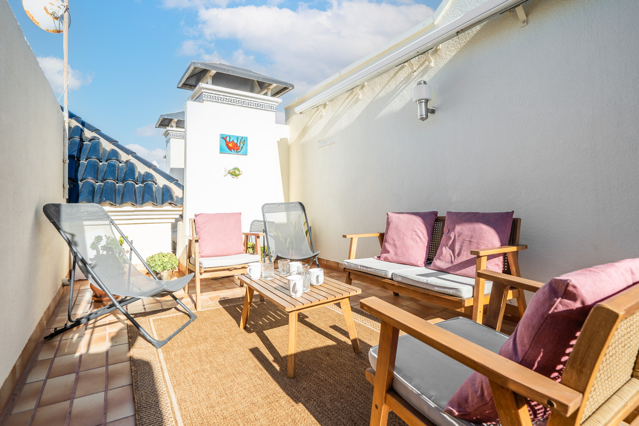 For sale - 2 Bedroom 1 Bathroom Apartment in Torrevieja - aguas nuevas  - Alicante