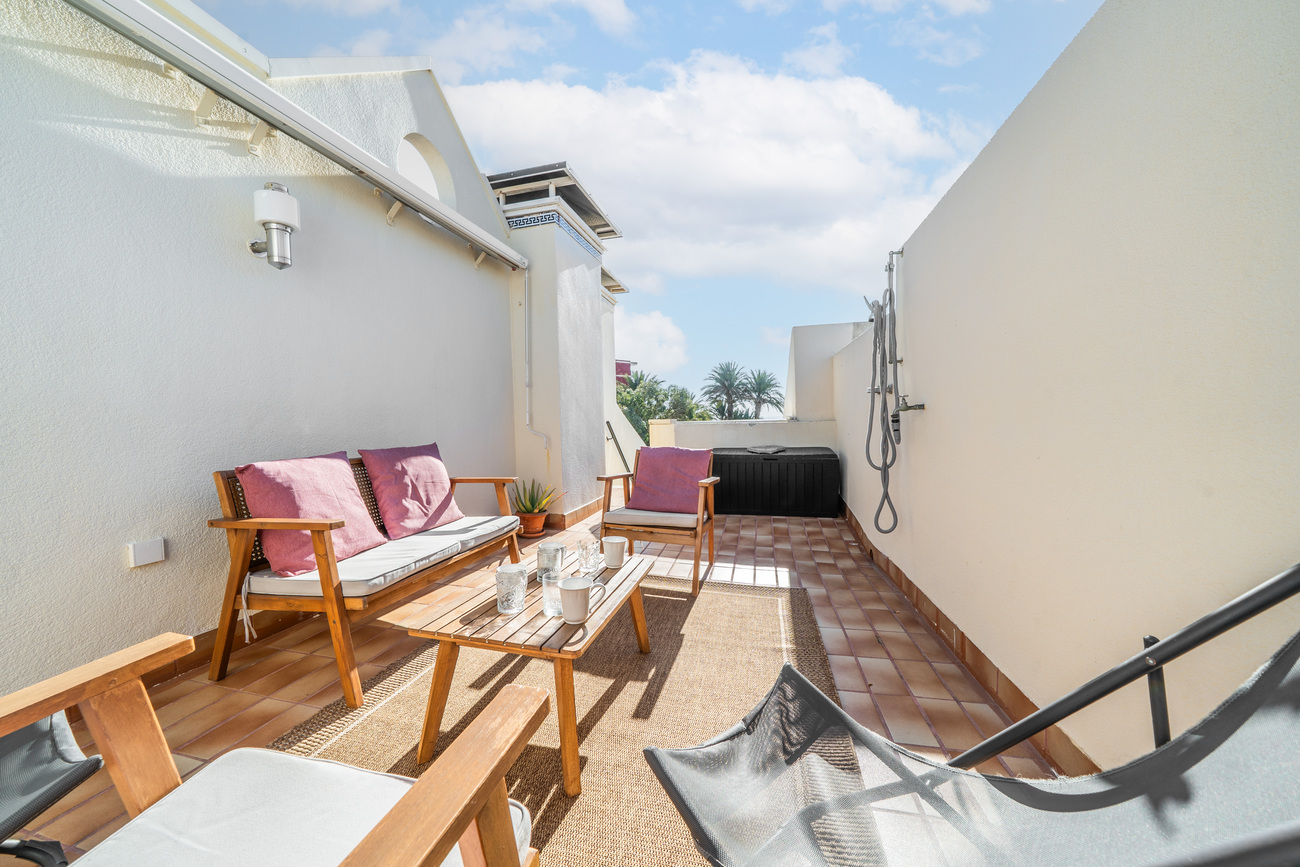 For sale - 2 Bedroom 1 Bathroom Apartment in Torrevieja - aguas nuevas  - Alicante