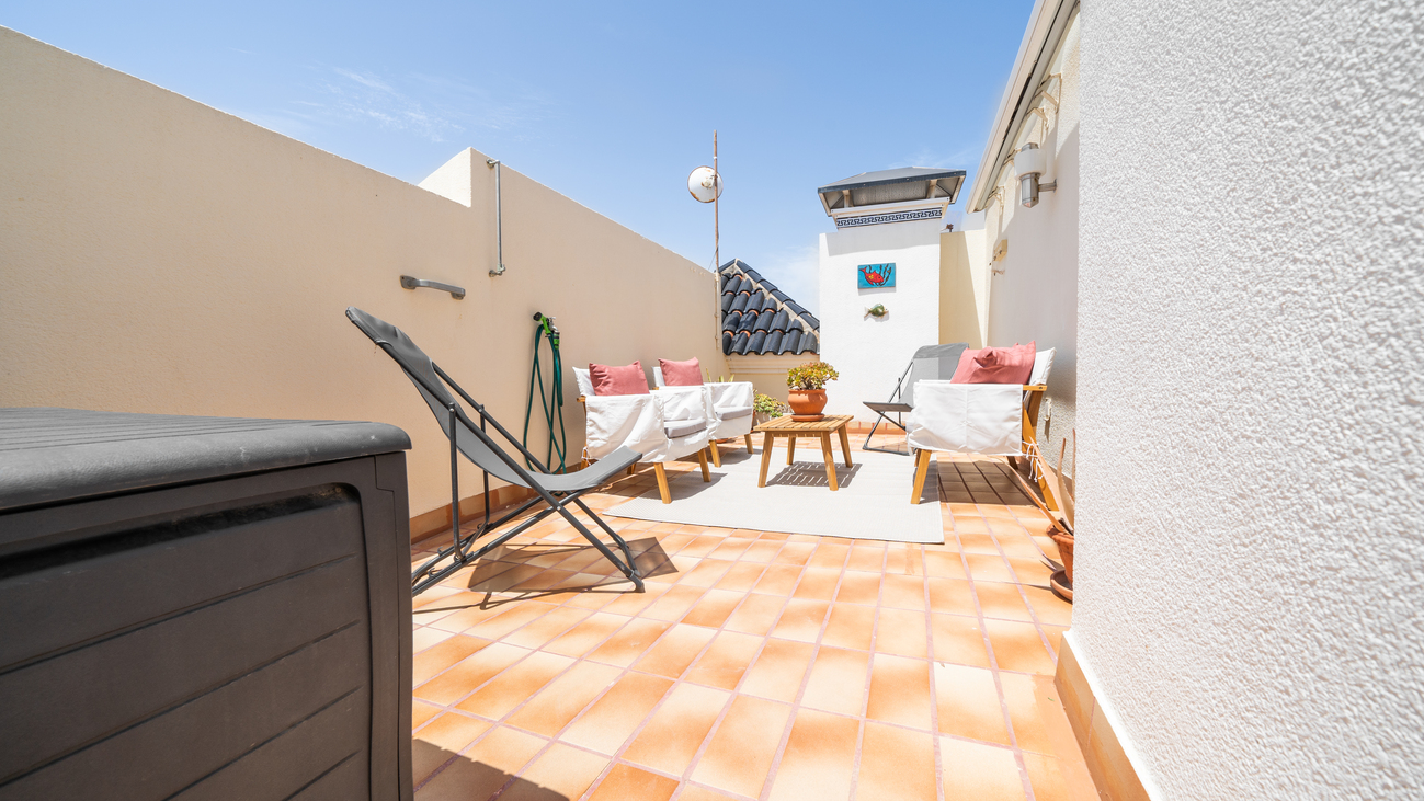 For sale - 2 Bedroom 1 Bathroom Apartment in Torrevieja - aguas nuevas  - Alicante