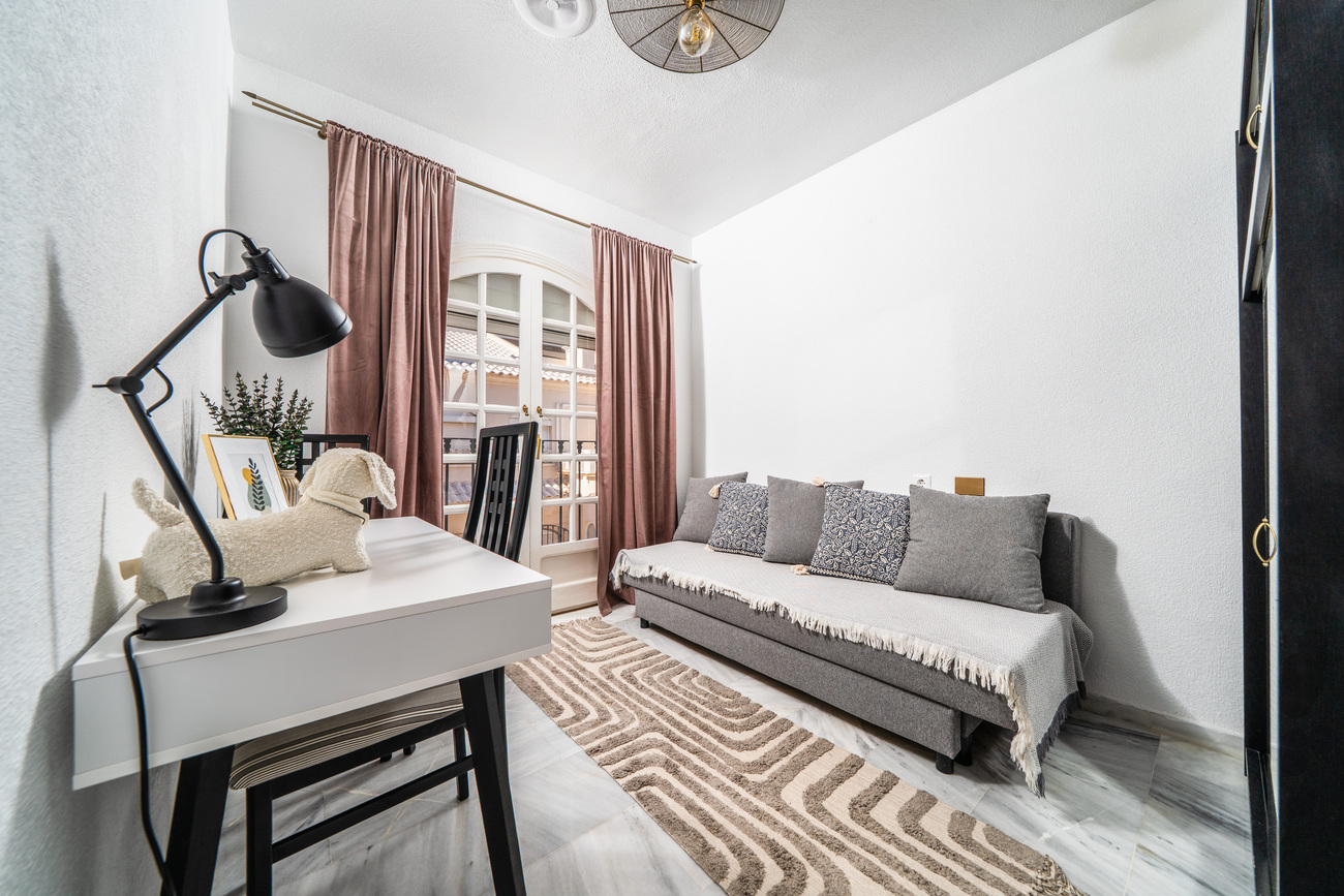 For sale - 2 Bedroom 1 Bathroom Apartment in Torrevieja - aguas nuevas  - Alicante