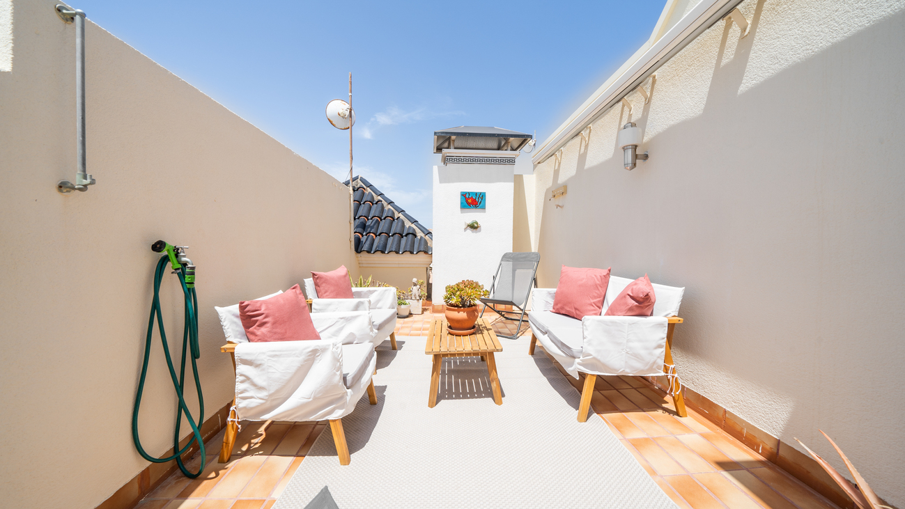 For sale - 2 Bedroom 1 Bathroom Apartment in Torrevieja - aguas nuevas  - Alicante