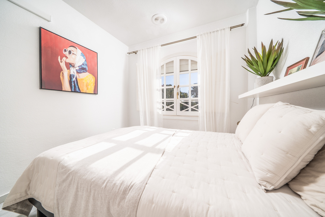 For sale - 2 Bedroom 1 Bathroom Apartment in Torrevieja - aguas nuevas  - Alicante