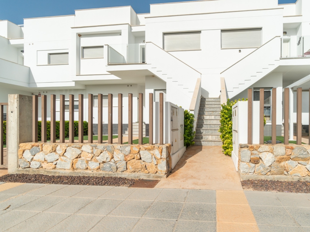 2 Bedroom 2 Bathroom Bungalow in Vistabella Golf Entre Naranjos