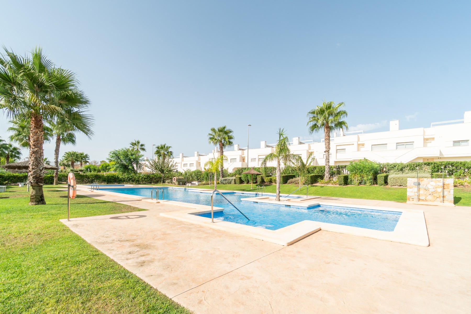 For sale - 2 Bedroom 2 Bathroom Bungalow in Vistabella Golf Entre Naranjos - Inland  - Alicante