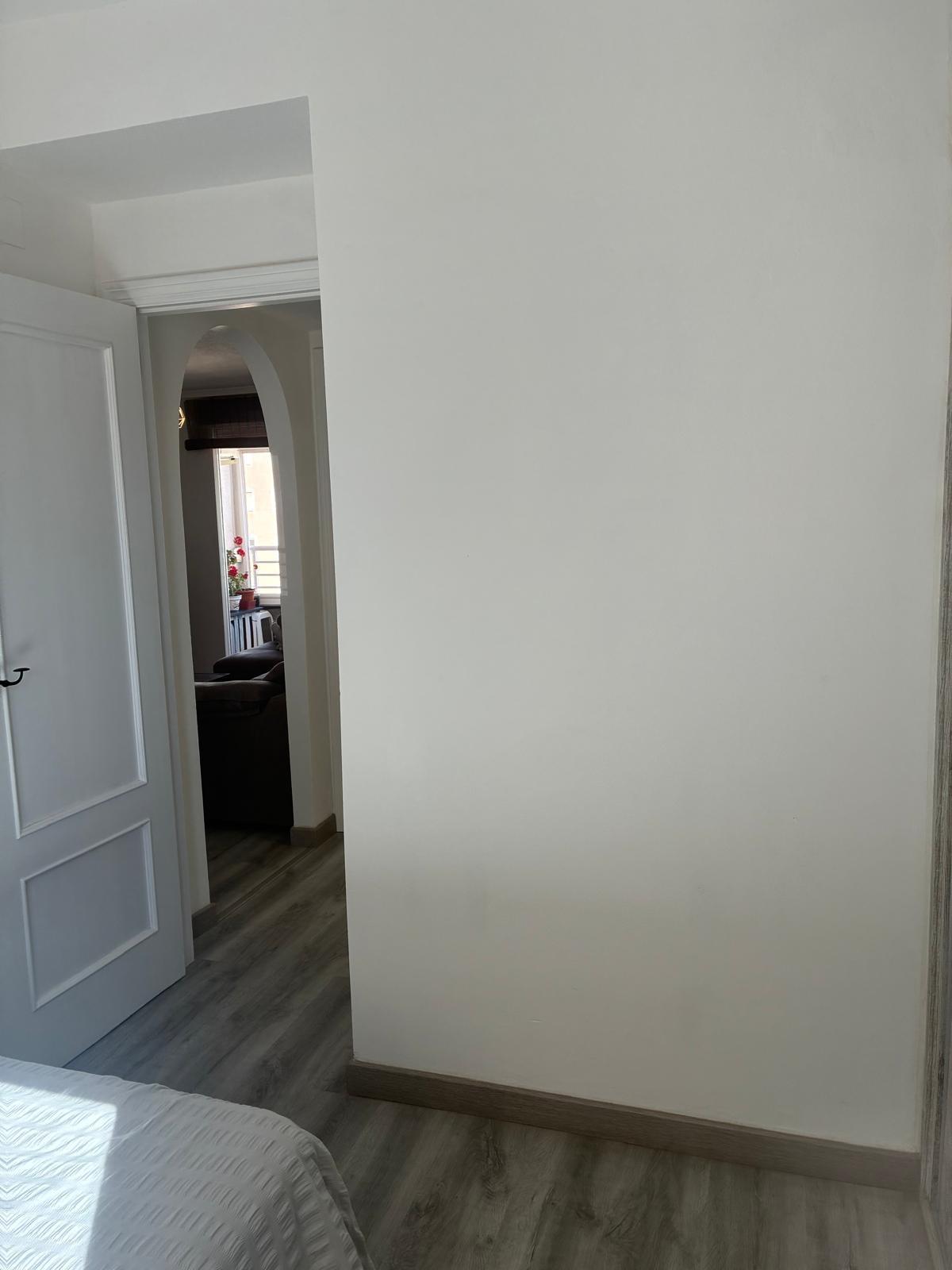 For sale - 2 Bedroom 1 Bathroom Apartment in Torrevieja - Centro  - Alicante