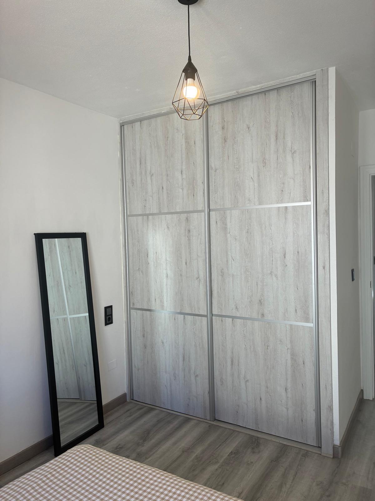 For sale - 2 Bedroom 1 Bathroom Apartment in Torrevieja - Centro  - Alicante
