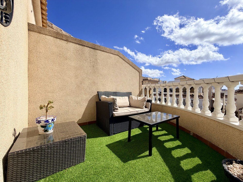 For sale - 3 Bedroom 2 Bathroom Town House in Orihuela Costa - Costa Blanca  - Alicante