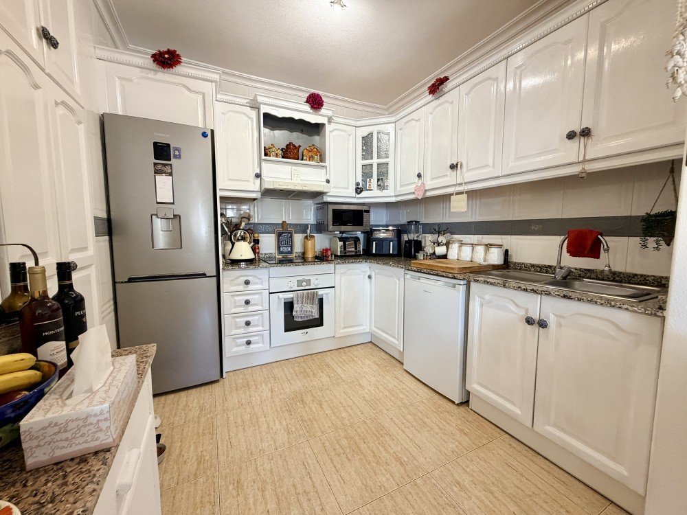 For sale - 3 Bedroom 2 Bathroom Town House in Orihuela Costa - Costa Blanca  - Alicante