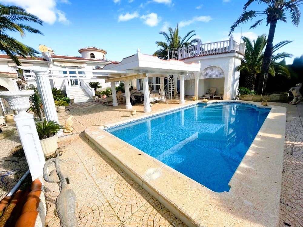 3 Bedroom 2 Bathroom Villa in Ciudad Quesada