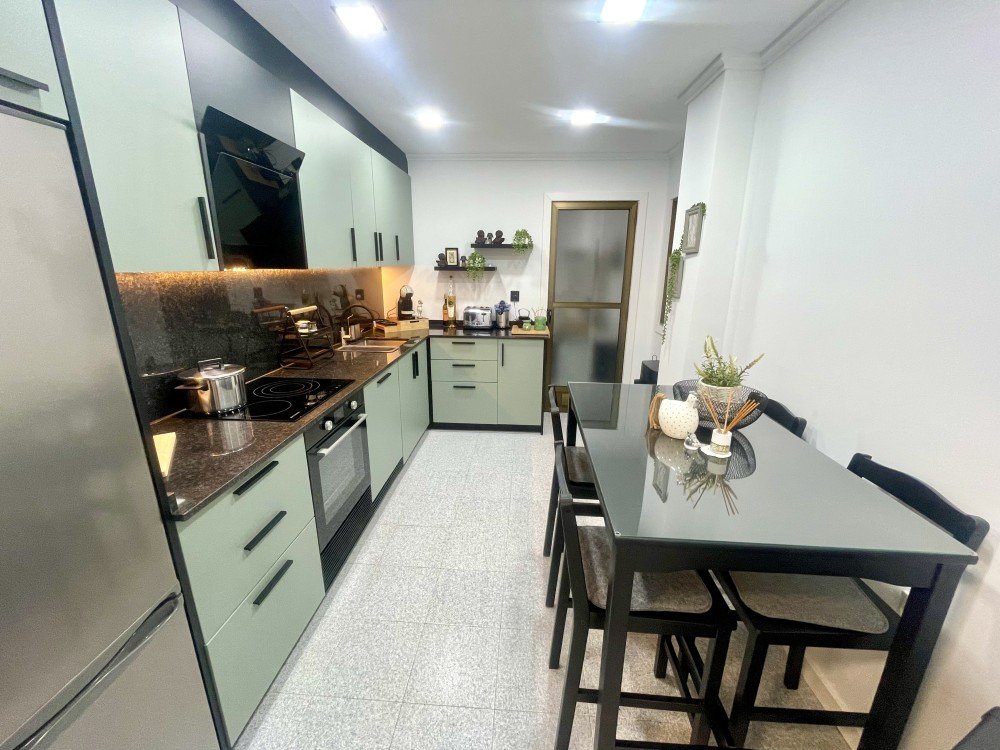 For sale - 3 Bedroom 1 Bathroom Apartment in Orihuela - Inland  - Alicante