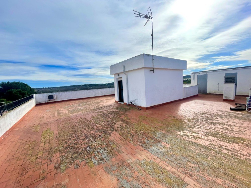 For sale - 3 Bedroom 1 Bathroom Apartment in Orihuela - Inland  - Alicante