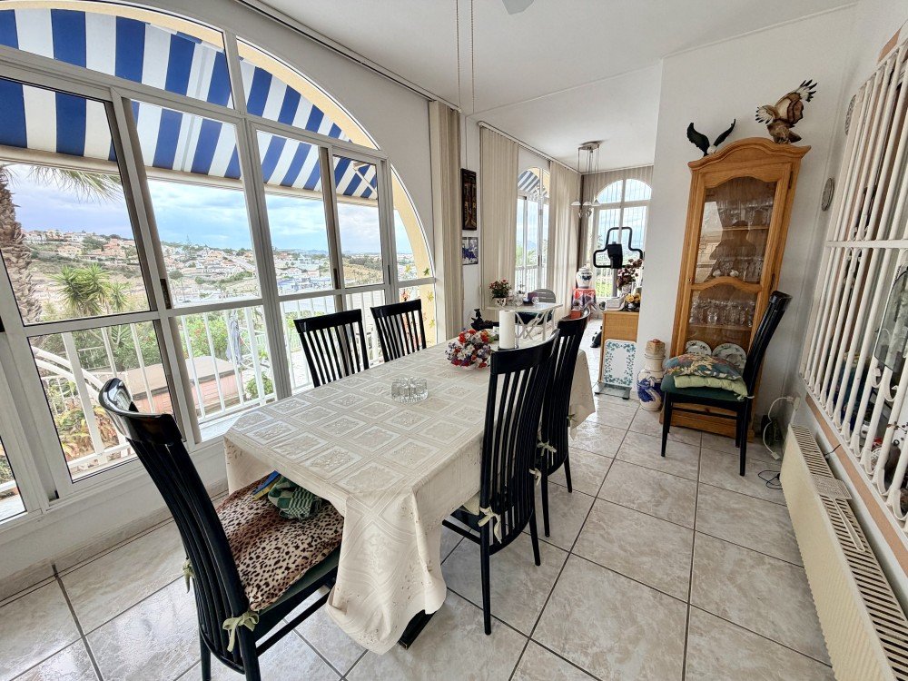 For sale - 4 Bedroom 3 Bathroom Villa in Ciudad Quesada - Costa Blanca  - Alicante