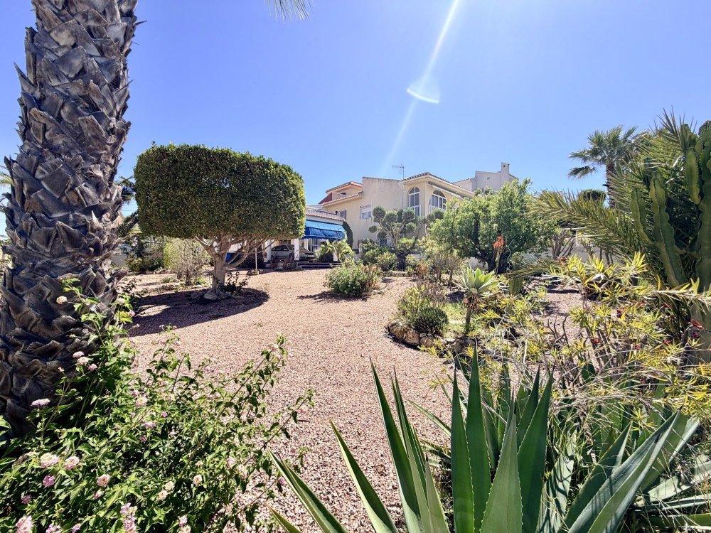 For sale - 4 Bedroom 3 Bathroom Villa in Ciudad Quesada - Costa Blanca  - Alicante