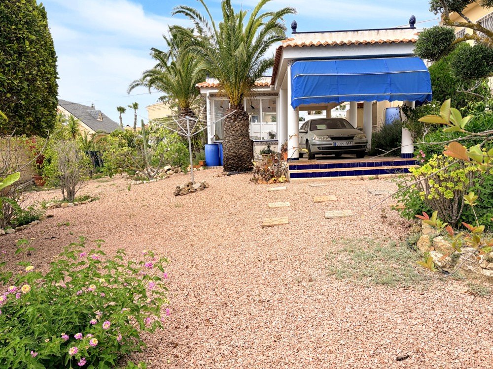 For sale - 4 Bedroom 3 Bathroom Villa in Ciudad Quesada - Costa Blanca  - Alicante