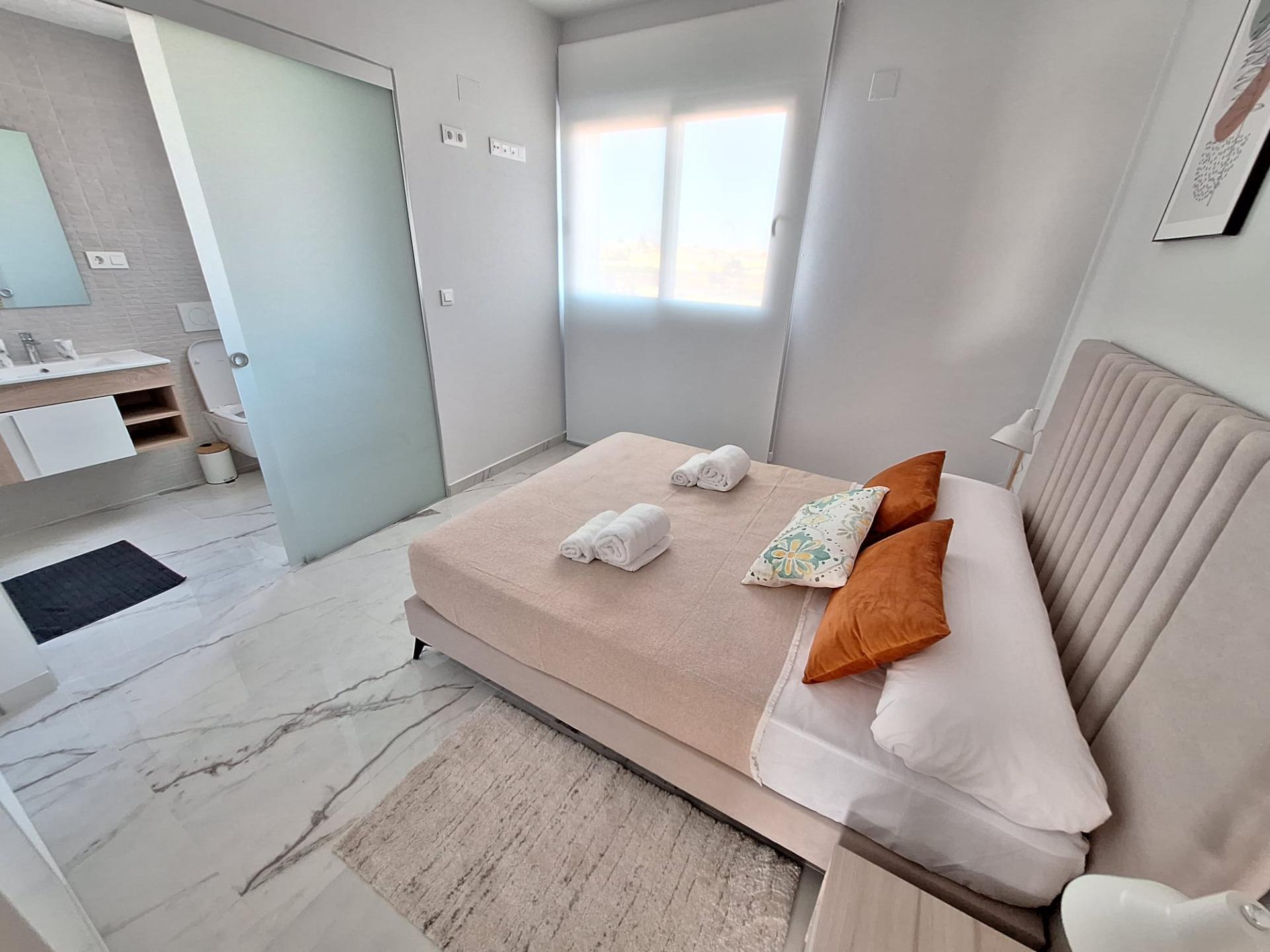 For sale - 2 Bedroom 2 Bathroom Apartment in Orihuela Costa - Punta Prima  - Alicante