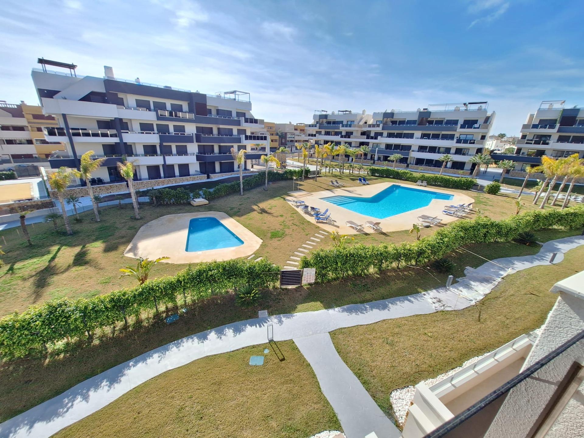 For sale - 2 Bedroom 2 Bathroom Apartment in Orihuela Costa - Punta Prima  - Alicante