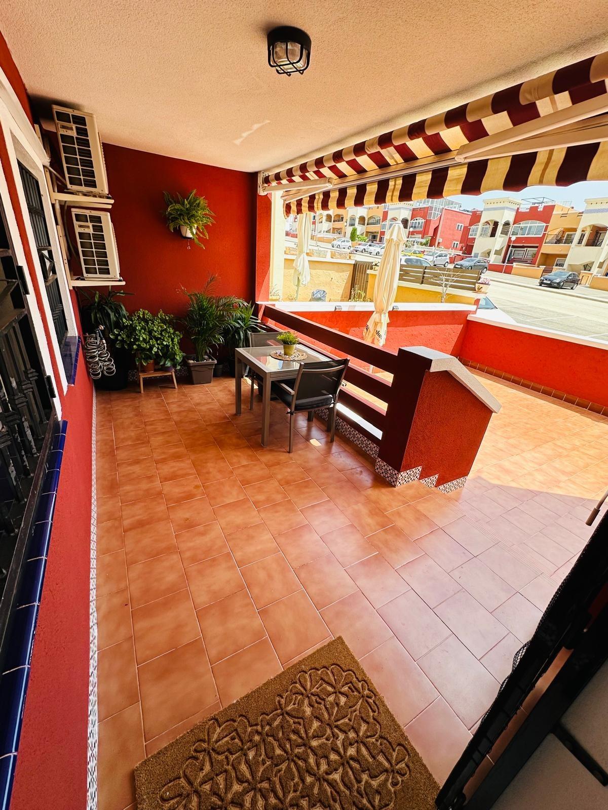 For sale - 2 Bedroom 2 Bathroom Villa in Orihuela Costa - Los Altos  - Alicante