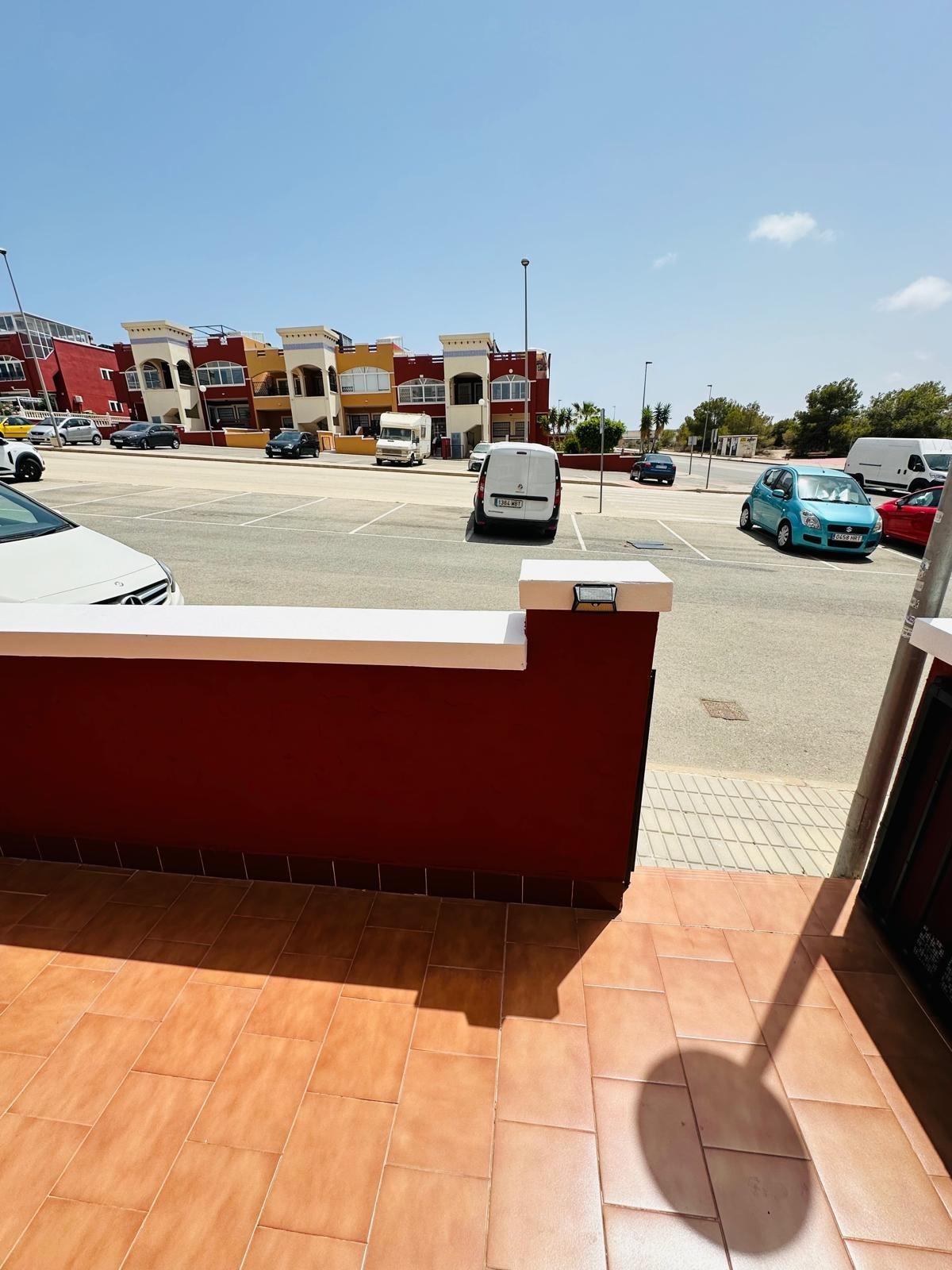 For sale - 2 Bedroom 2 Bathroom Villa in Orihuela Costa - Los Altos  - Alicante