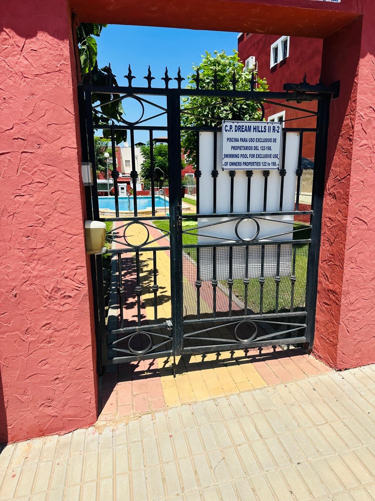 For sale - 2 Bedroom 2 Bathroom Villa in Orihuela Costa - Los Altos  - Alicante