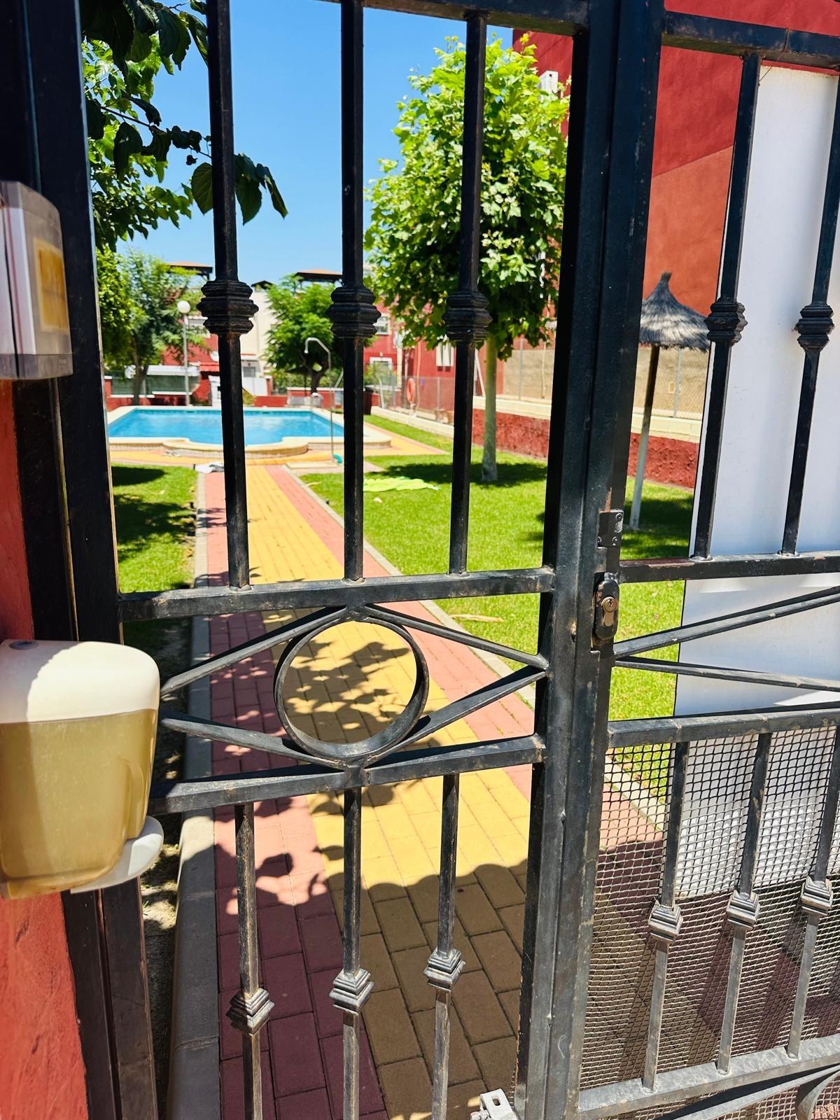 For sale - 2 Bedroom 2 Bathroom Villa in Orihuela Costa - Los Altos  - Alicante