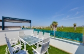 27-67-288-11-660/80811, 3 Bedroom 3 Bathroom Town House in Torrevieja