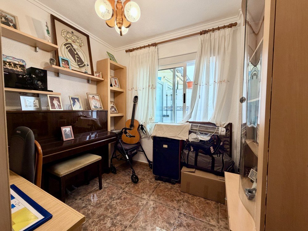 For sale - 3 Bedroom 1 Bathroom Apartment in Rojales - Inland  - Alicante